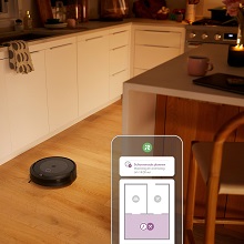 iRobot-Roomba-i5154-in-actie